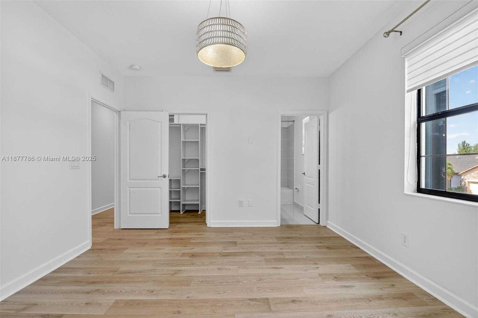Small Image of 7176 SANDGRACE LN, Lake Worth Number 46