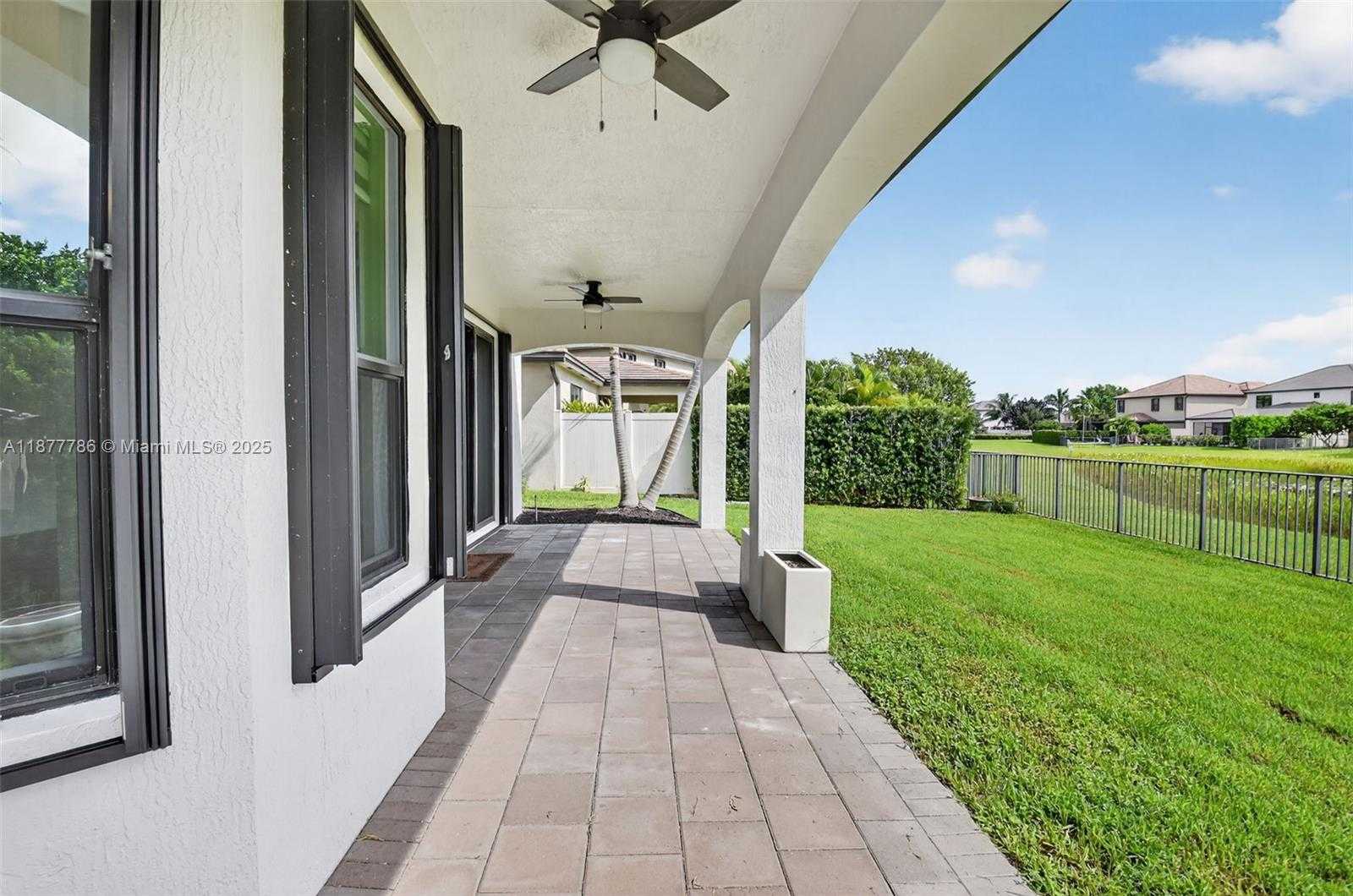 Small Image of 7176 SANDGRACE LN, Lake Worth Number 65