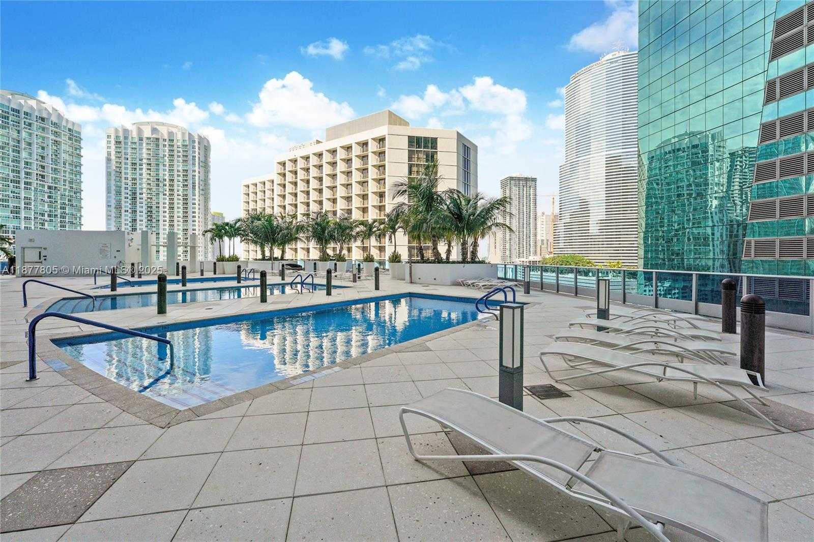 Small Image of 200 BISCAYNE BOULEVARD WAY #3613, Miami Number 27