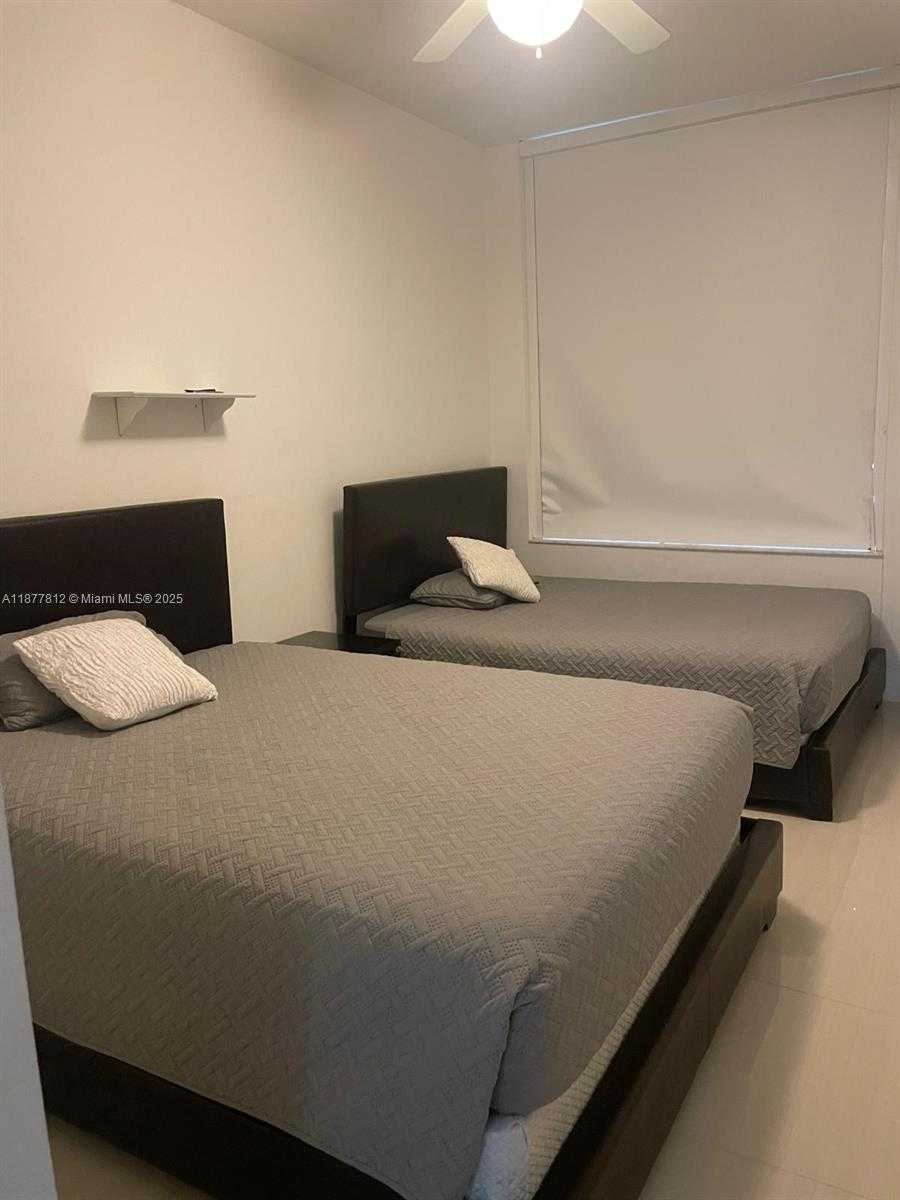 Small Image of 3001 NORTH EAST 185TH ST #326, Aventura Number 8