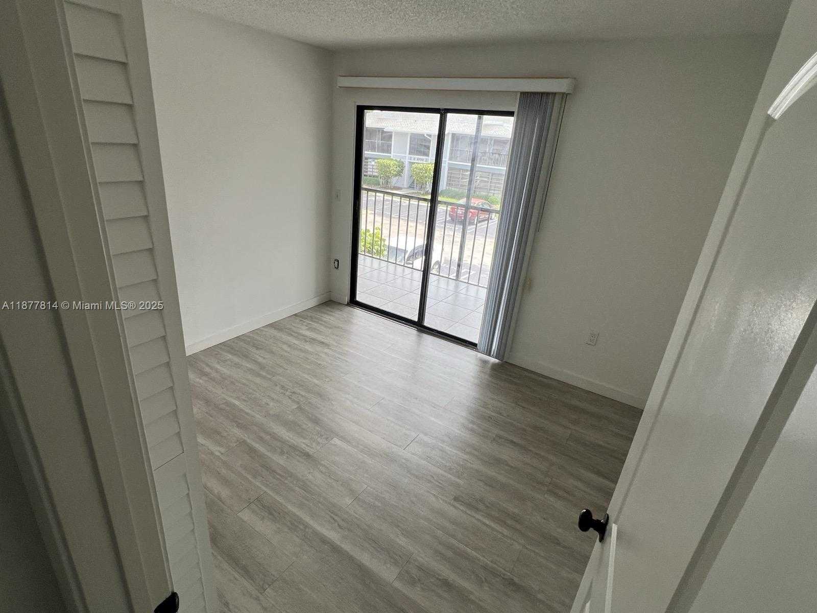 Small Image of 9731 HAMMOCKS BLVD #201B, Miami Number 14