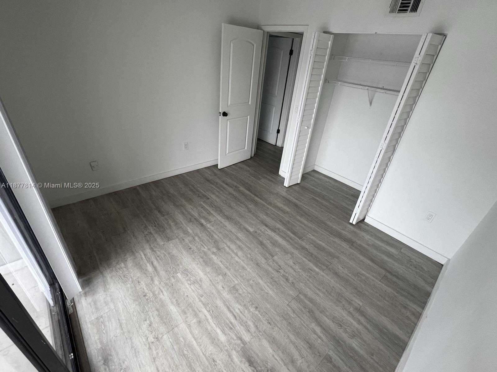 Small Image of 9731 HAMMOCKS BLVD #201B, Miami Number 15