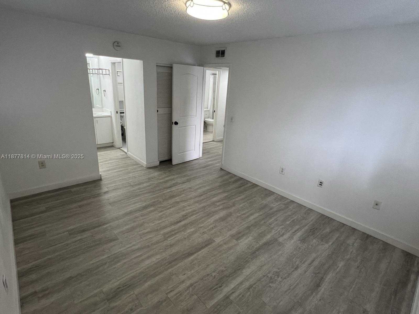 Small Image of 9731 HAMMOCKS BLVD #201B, Miami Number 17