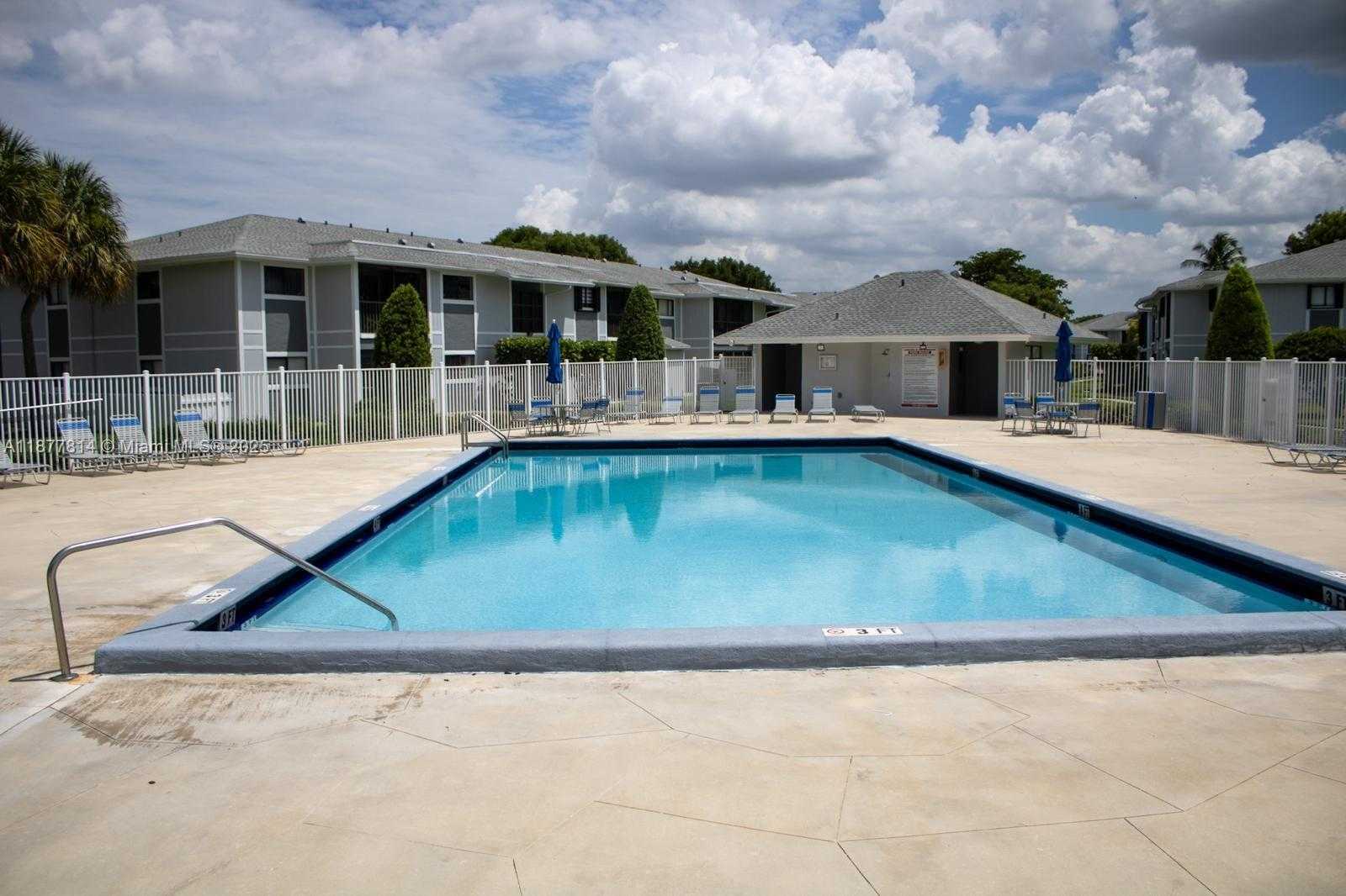 Small Image of 9731 HAMMOCKS BLVD #201B, Miami Number 21