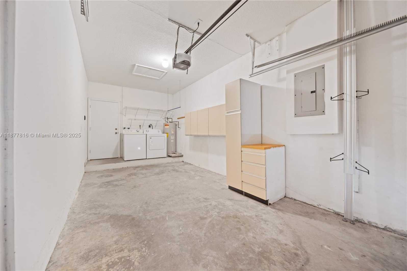 Small Image of 12543 SOUTH WEST 119TH PL, Miami Number 25