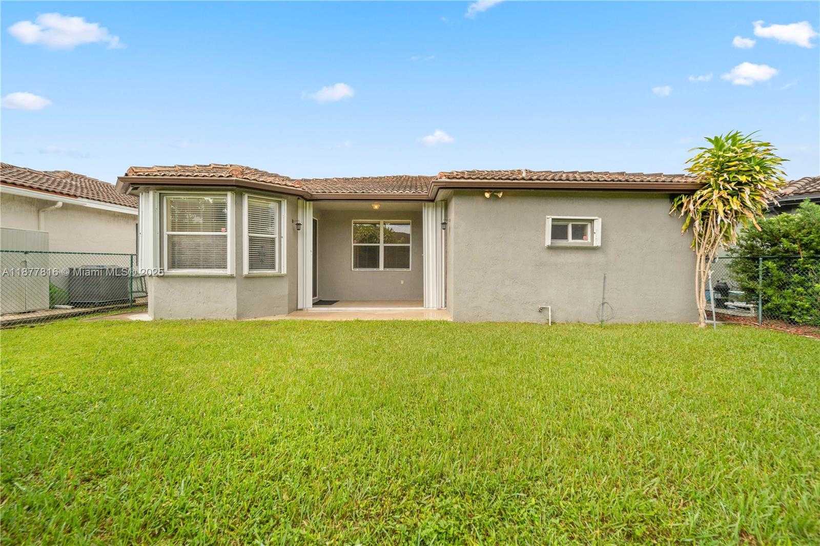 Small Image of 12543 SOUTH WEST 119TH PL, Miami Number 27