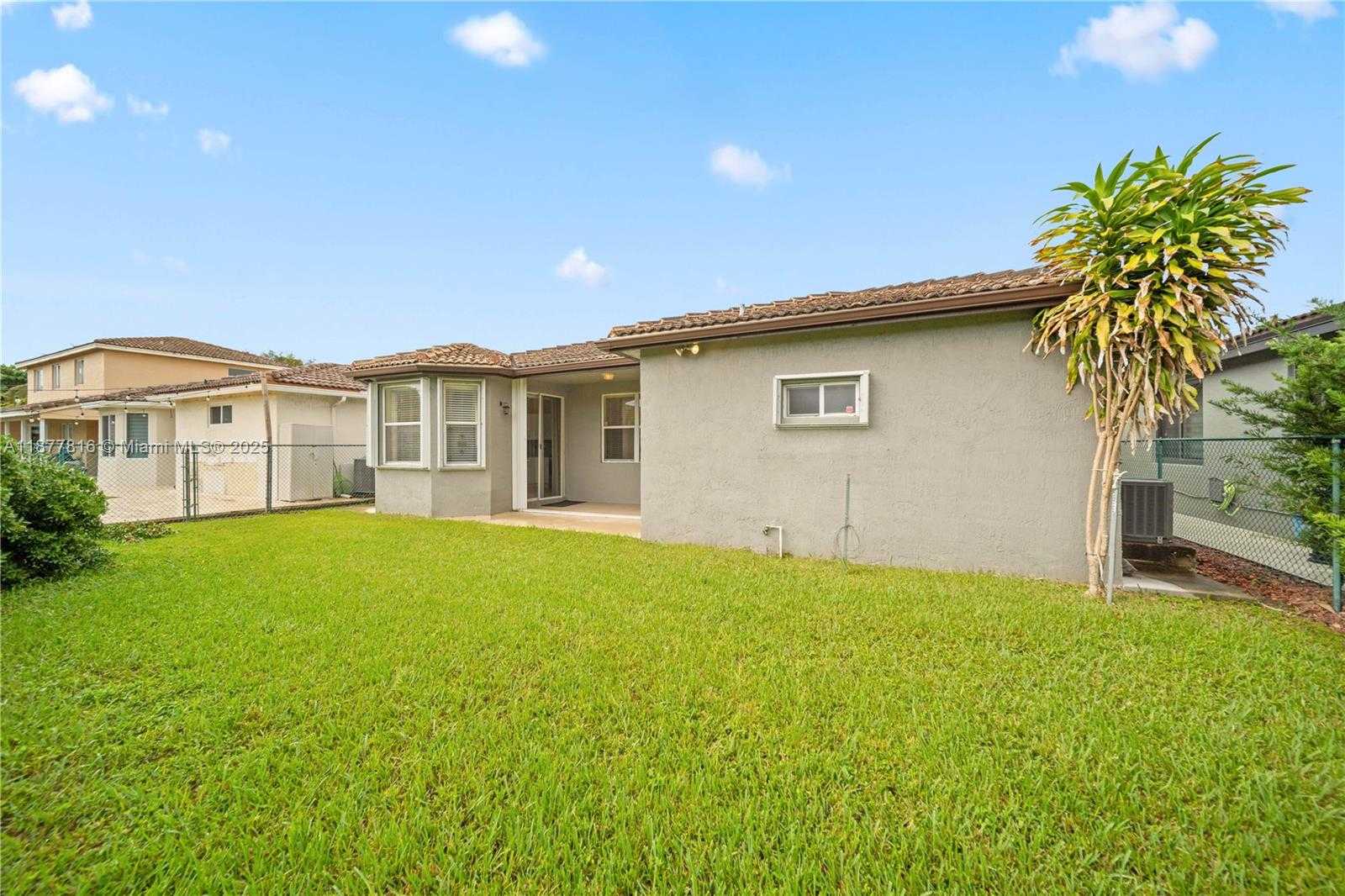 Small Image of 12543 SOUTH WEST 119TH PL, Miami Number 31