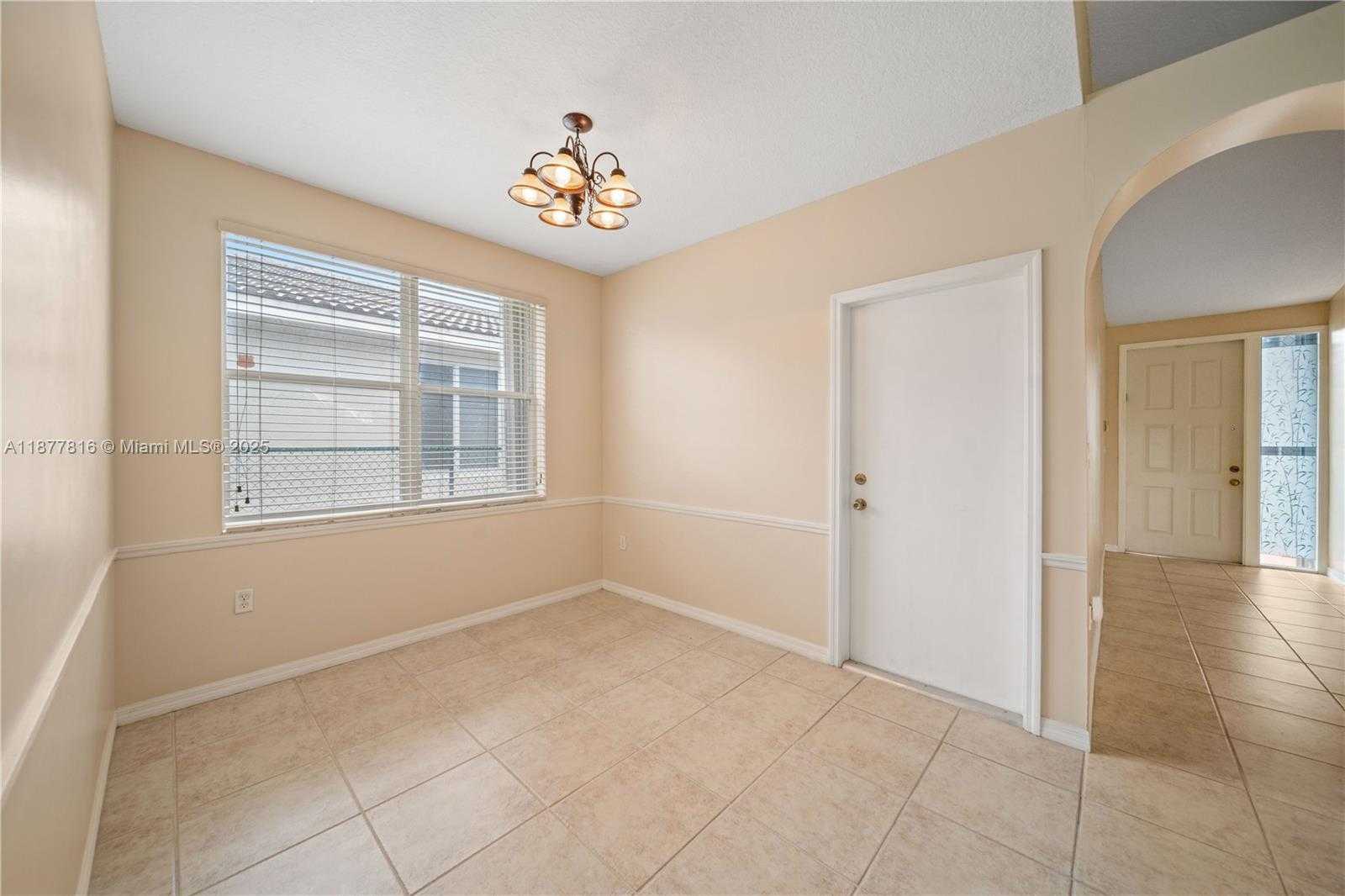 Small Image of 12543 SOUTH WEST 119TH PL, Miami Number 6