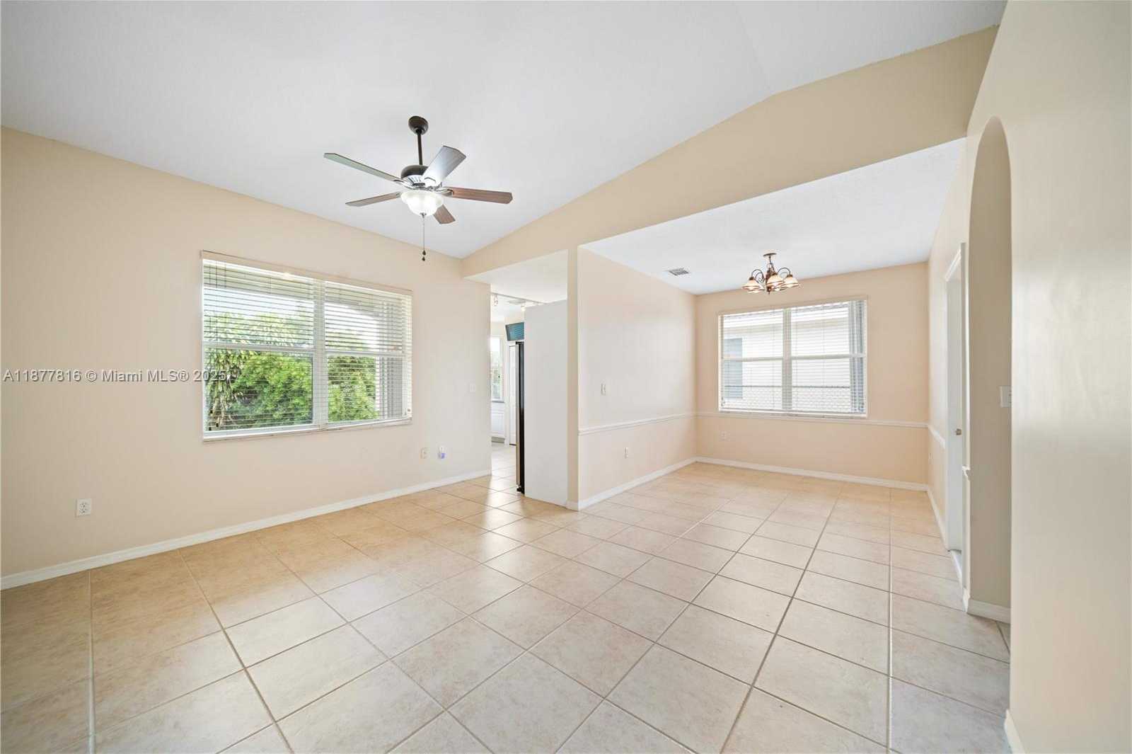 Small Image of 12543 SOUTH WEST 119TH PL, Miami Number 9