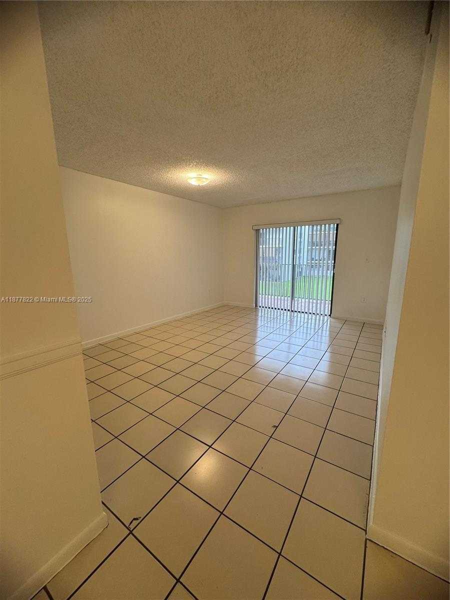 Small Image of 5765 WEST 25TH CT #206, Hialeah Number 4