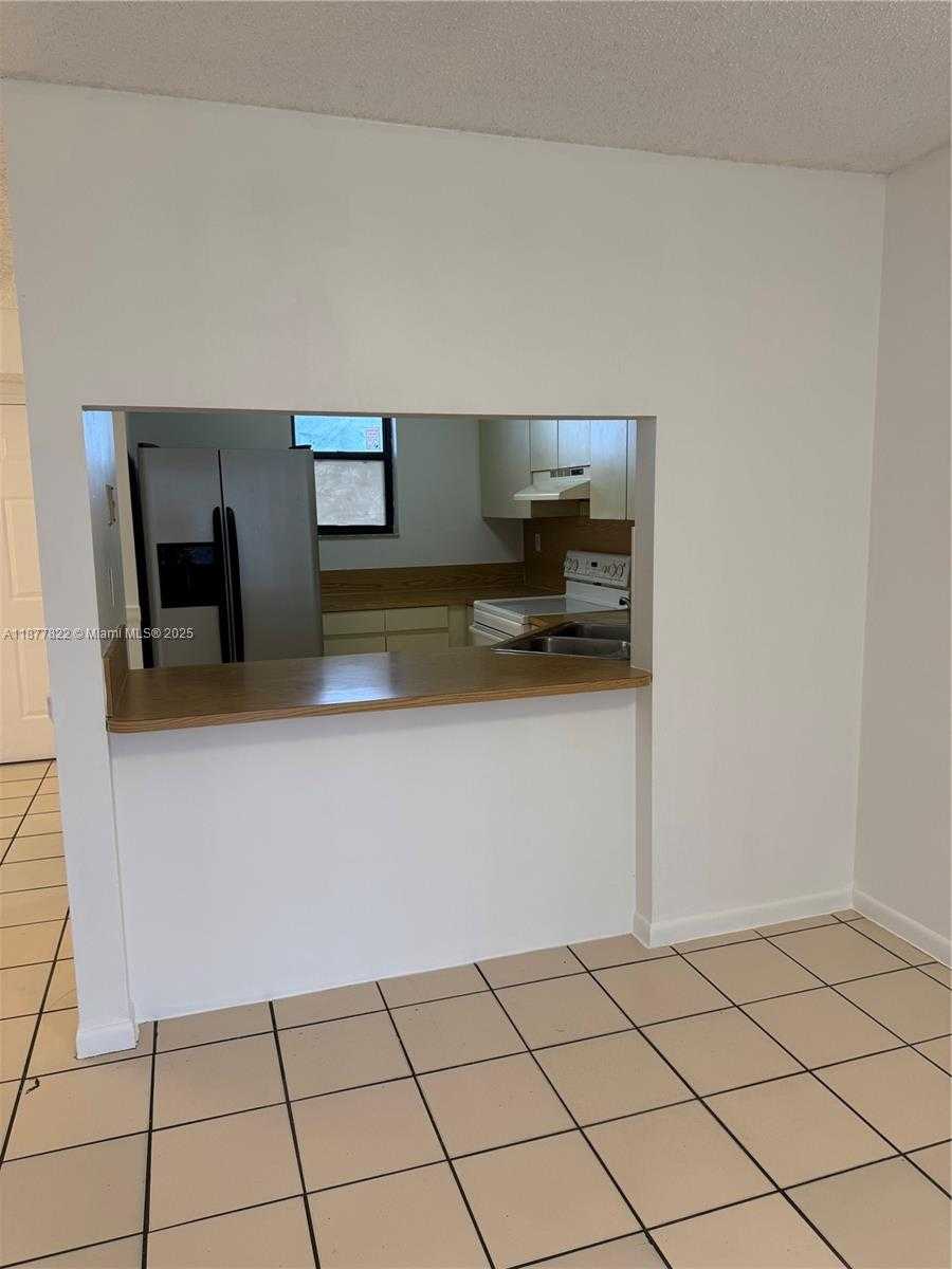 Small Image of 5765 WEST 25TH CT #206, Hialeah Number 6