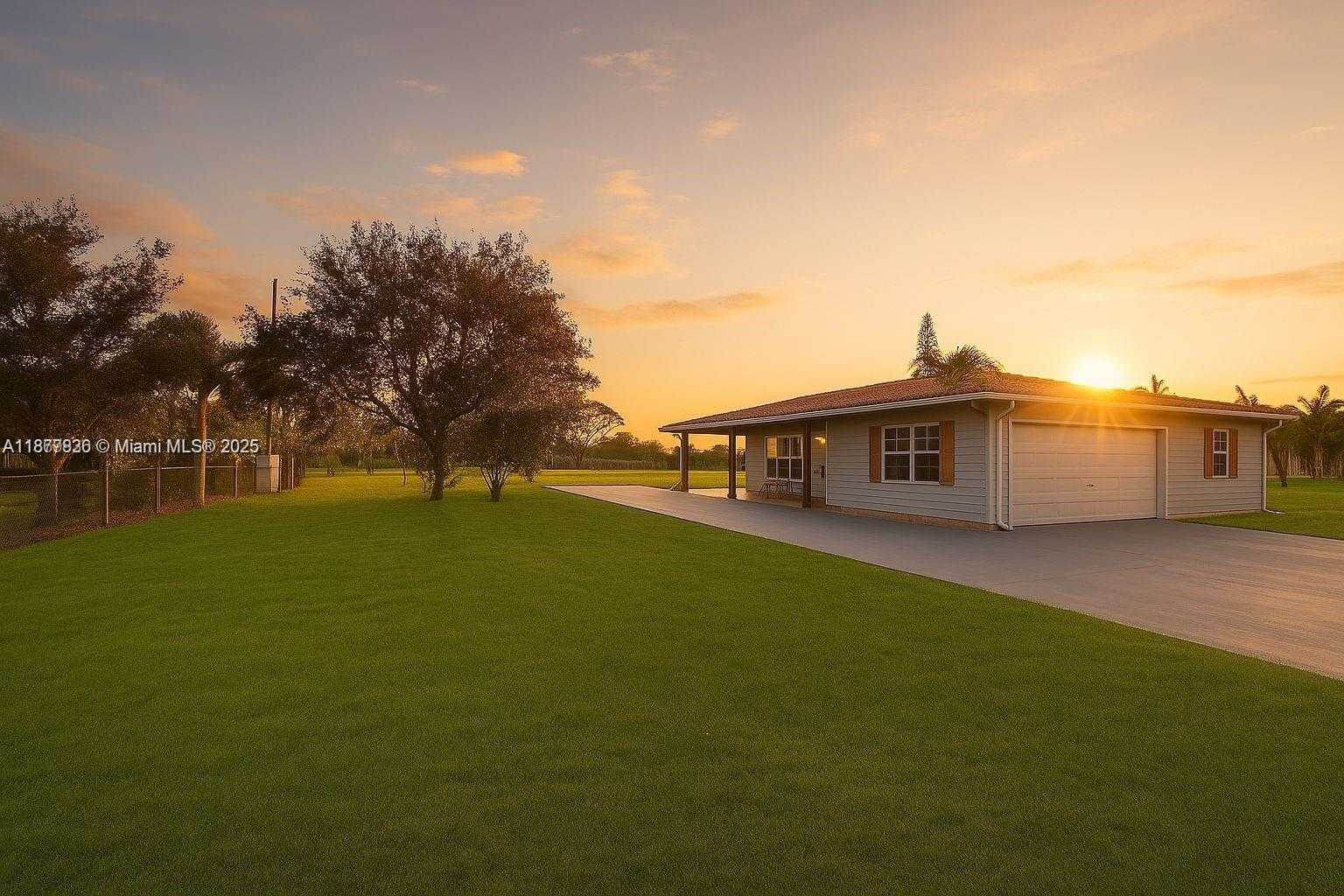 Small Image of 20880 SOUTH WEST 234TH ST, Homestead Number 21
