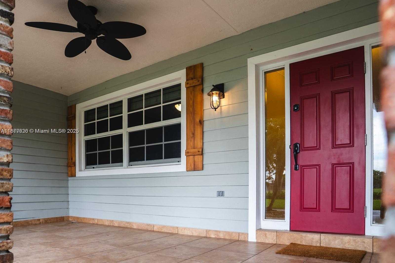 Small Image of 20880 SOUTH WEST 234TH ST, Homestead Number 4