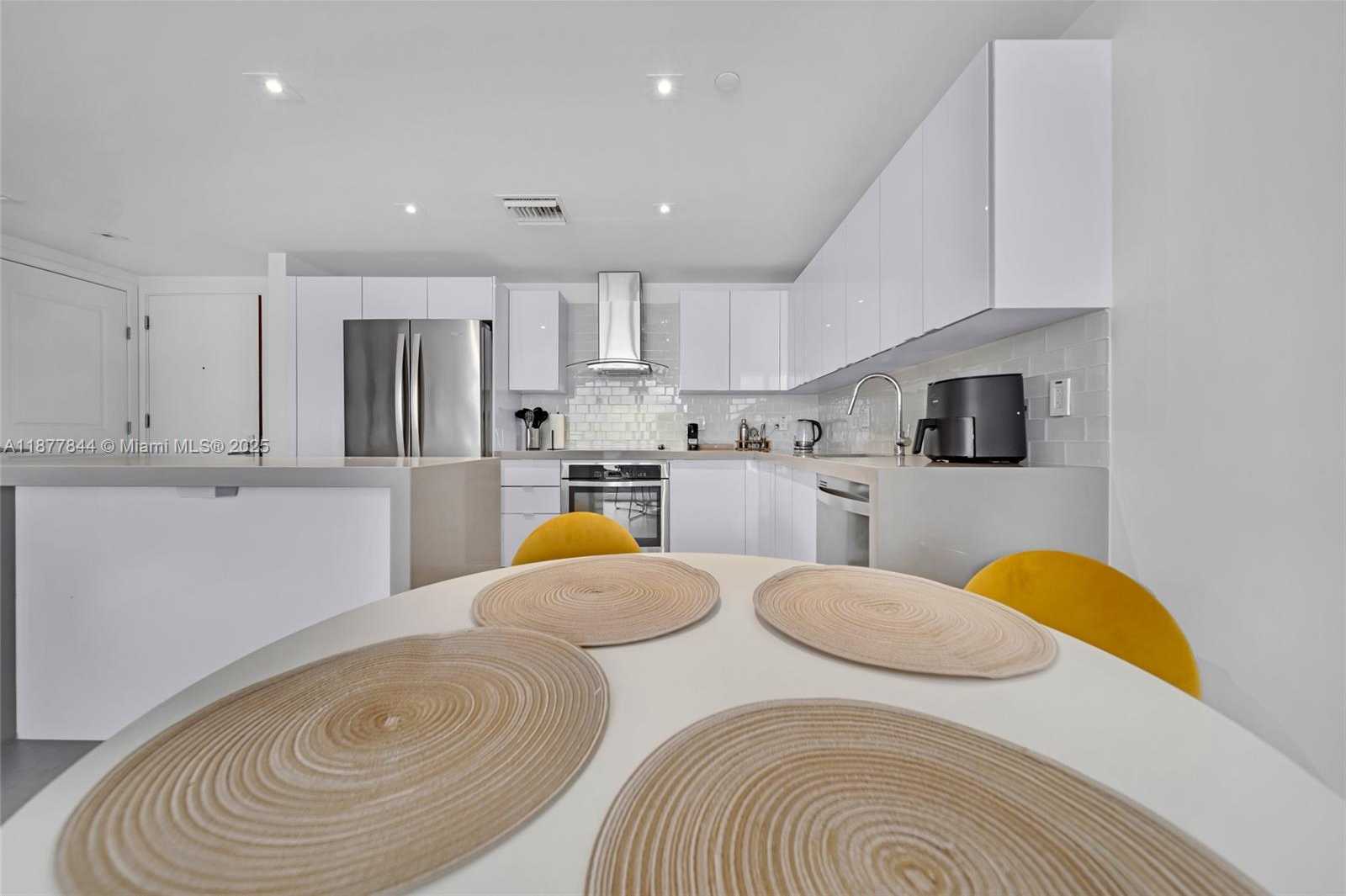 Small Image of 1600 NORTH EAST 1ST AVE #2318, Miami Number 6