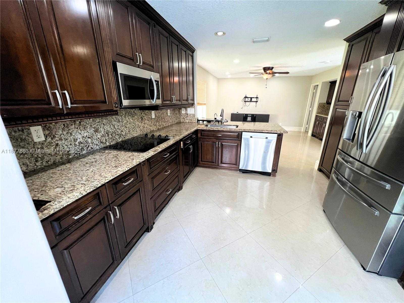 Small Image of 3381 SOUTH WEST 51ST ST, Hollywood Number 5