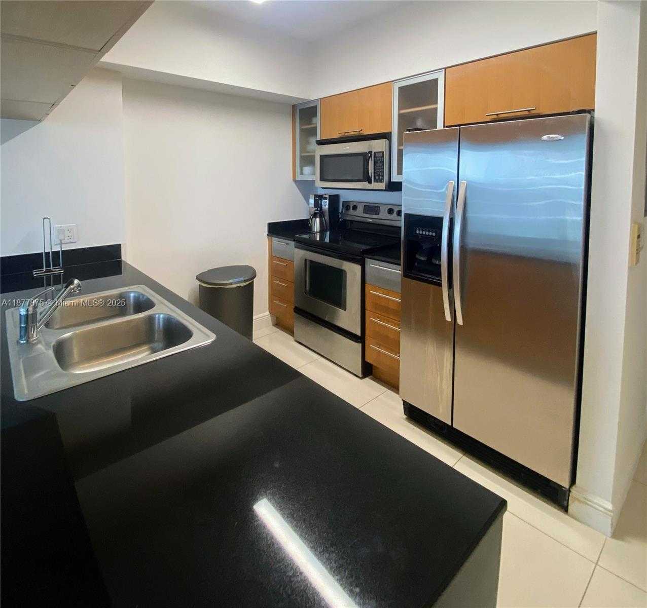 Small Image of Miami Number 18