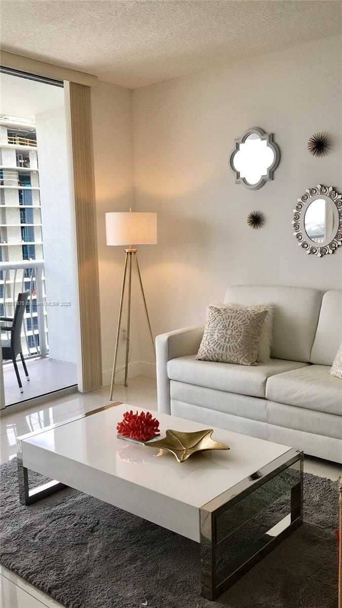 Small Image of Miami Number 24