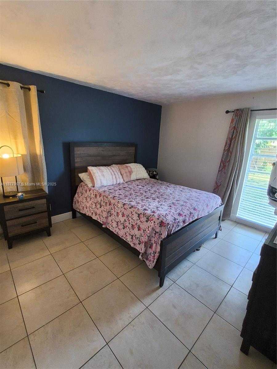 Small Image of 7809 NORTH WEST 67TH AVE #7809, Tamarac Number 13