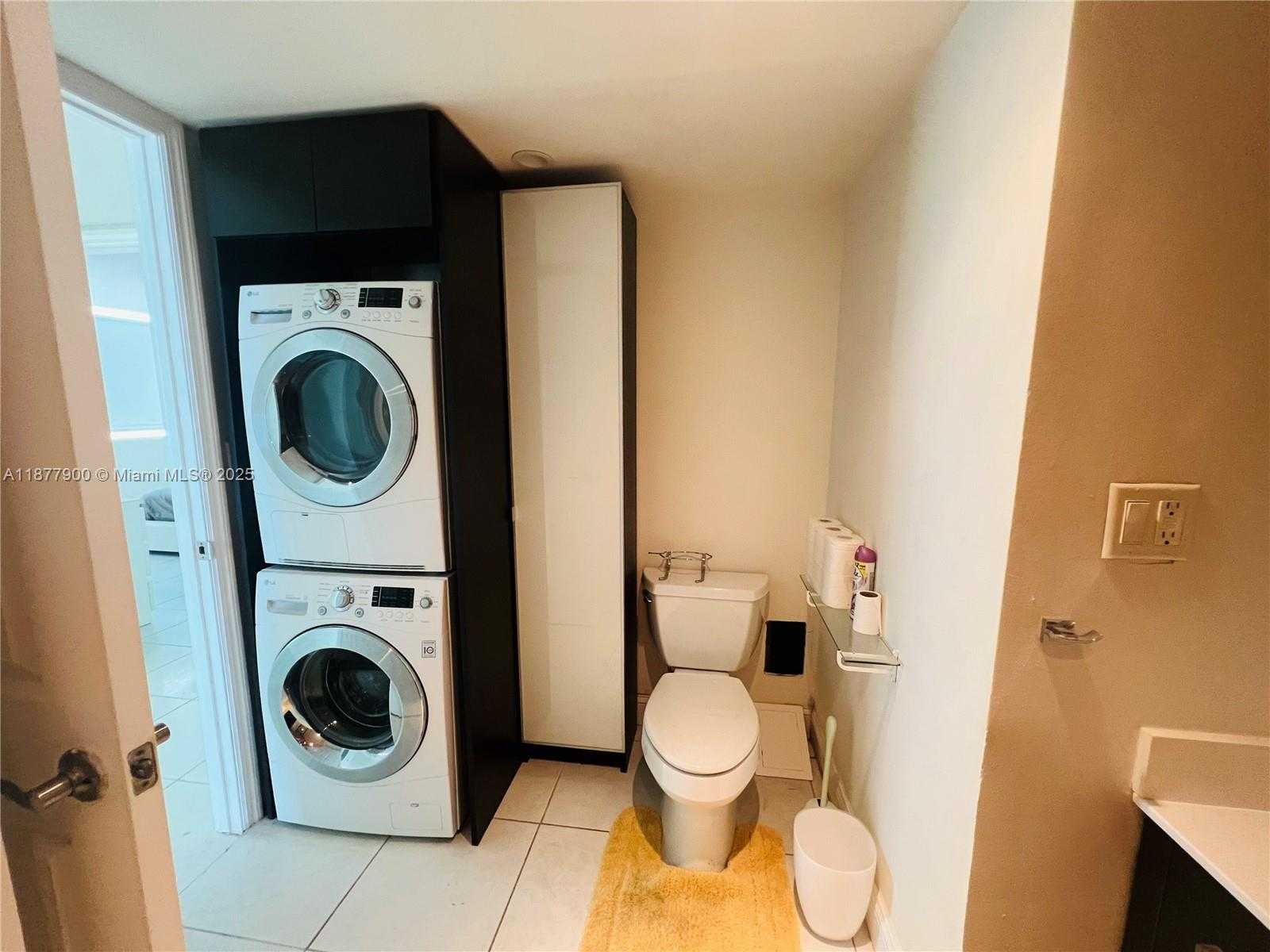 Small Image of 7135 COLLINS AVE #1406, Miami Beach Number 21