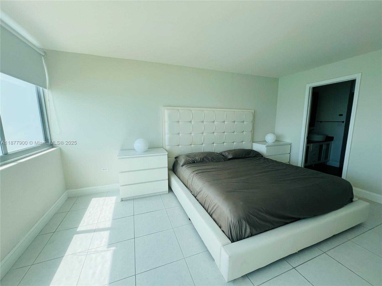 Small Image of 7135 COLLINS AVE #1406, Miami Beach Number 26
