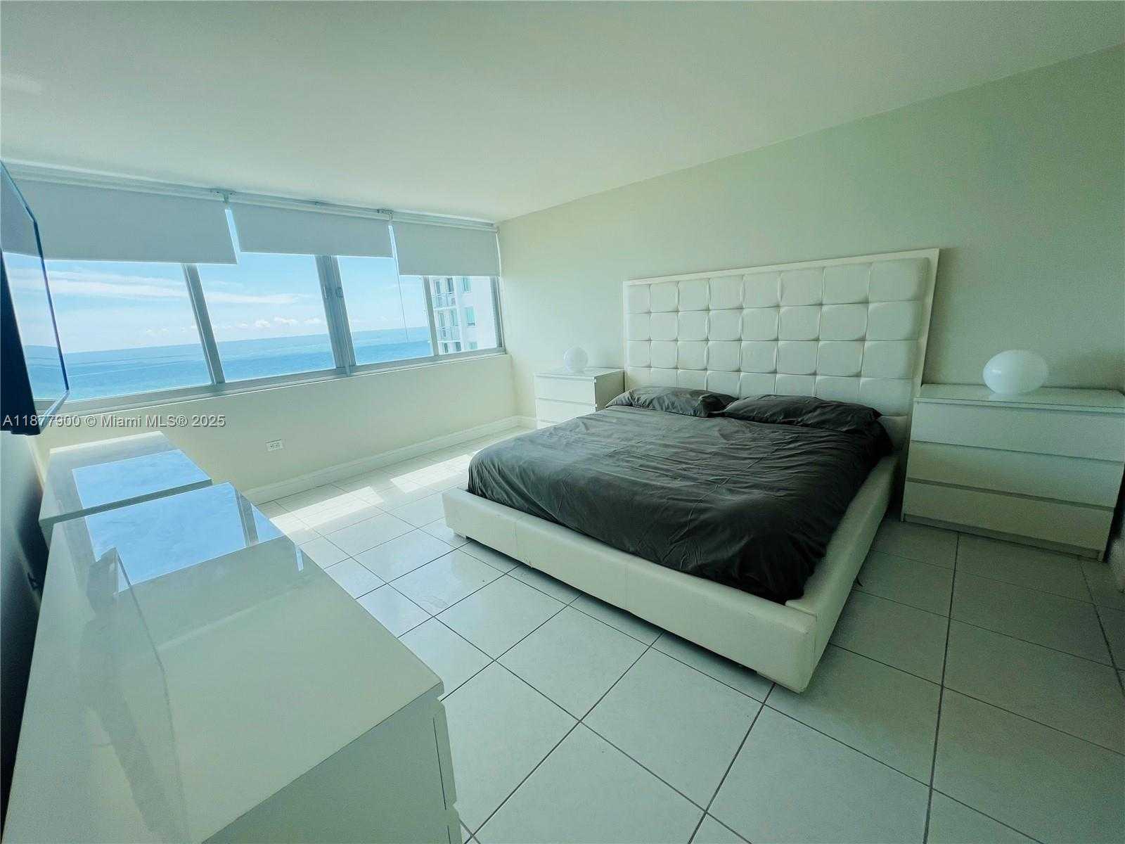 Small Image of 7135 COLLINS AVE #1406, Miami Beach Number 33