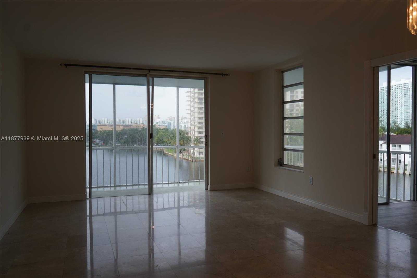 Small Image of 2999 POINT EAST DR #C614, Aventura Number 14