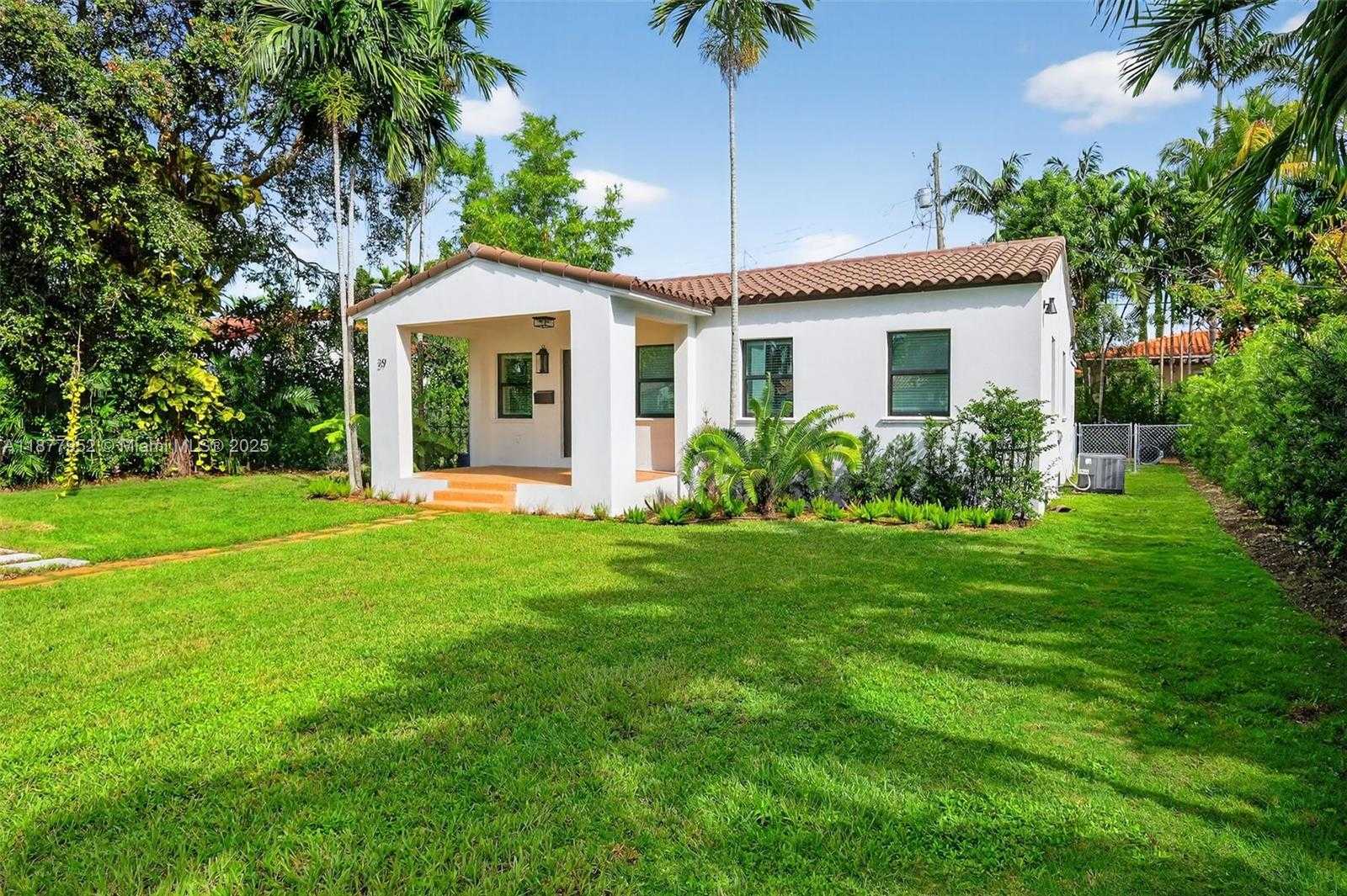 Small Image of 29 ALCANTARRA AVE, Coral Gables Number 2