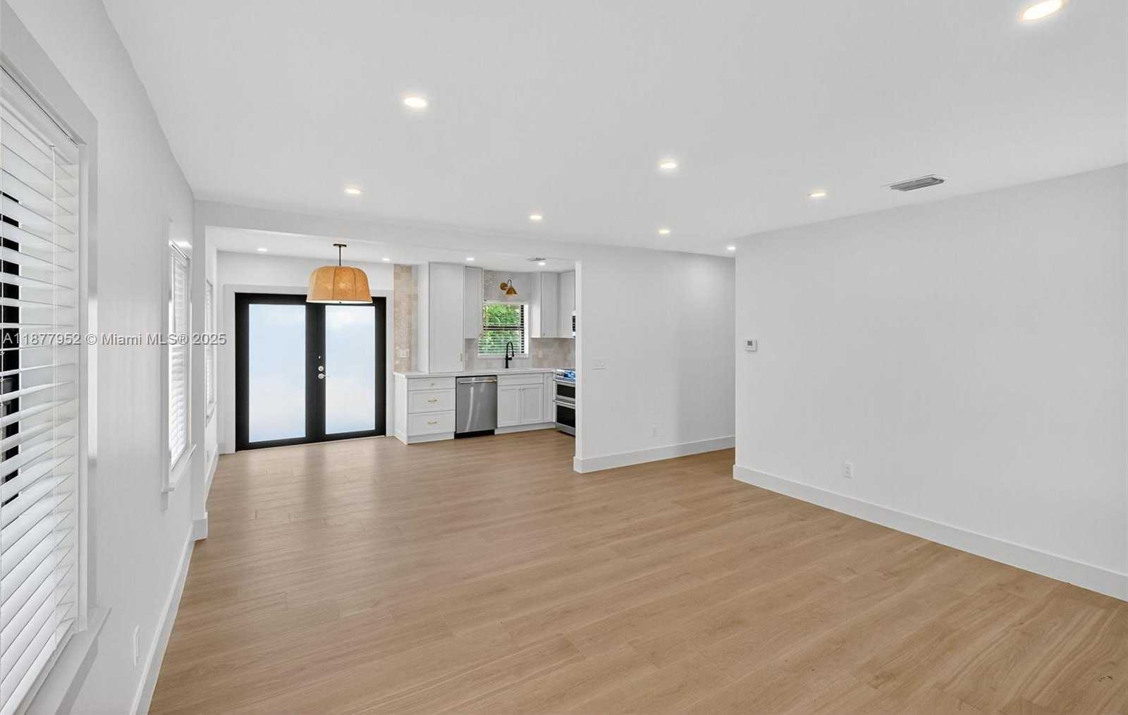 Small Image of 29 ALCANTARRA AVE, Coral Gables Number 9