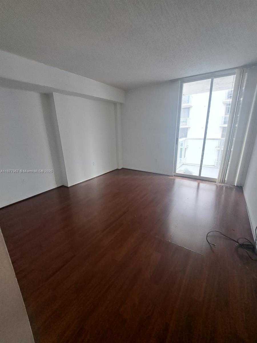 Small Image of 5091 NORTH WEST 7TH ST #1007, Miami Number 6