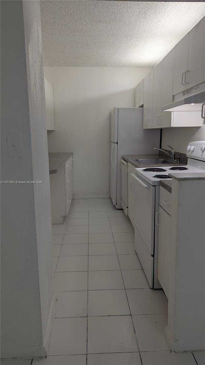 Small Image of 1251 NORTH EAST 108TH ST #415, Miami Number 3