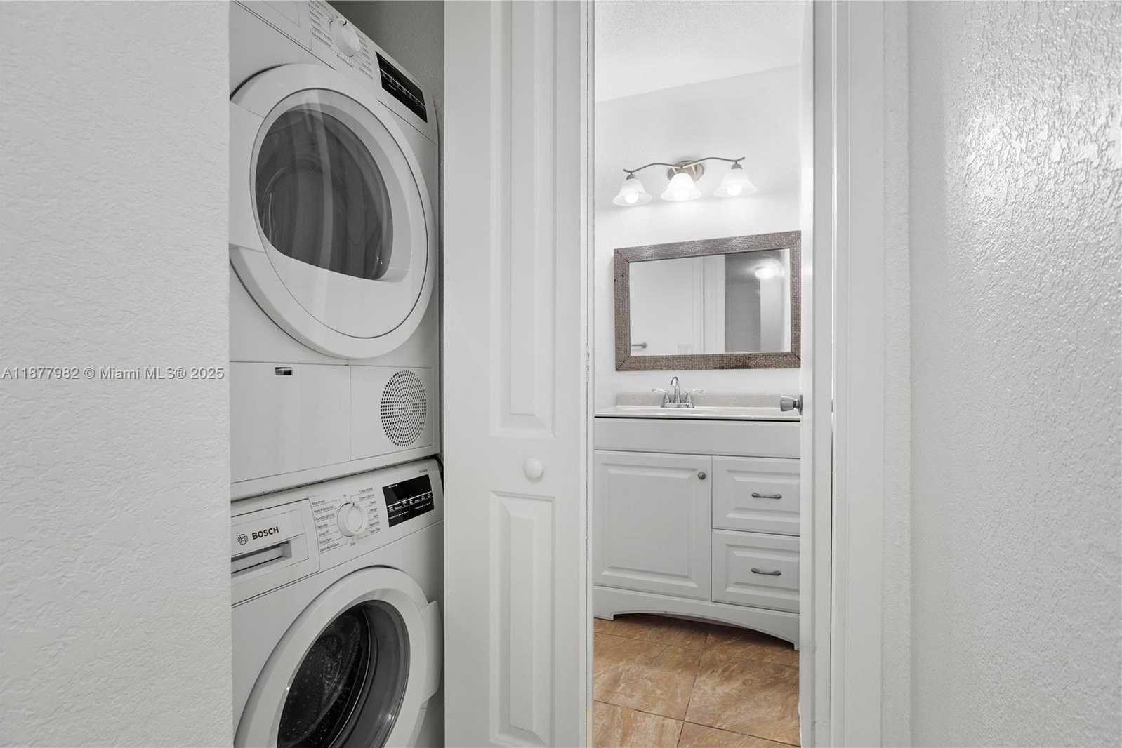 Small Image of 5112 NORTH WEST 79TH AVE #305, Doral Number 15