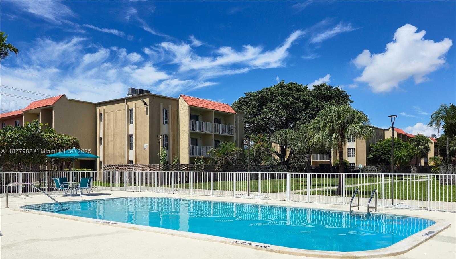 Small Image of 5112 NORTH WEST 79TH AVE #305, Doral Number 18