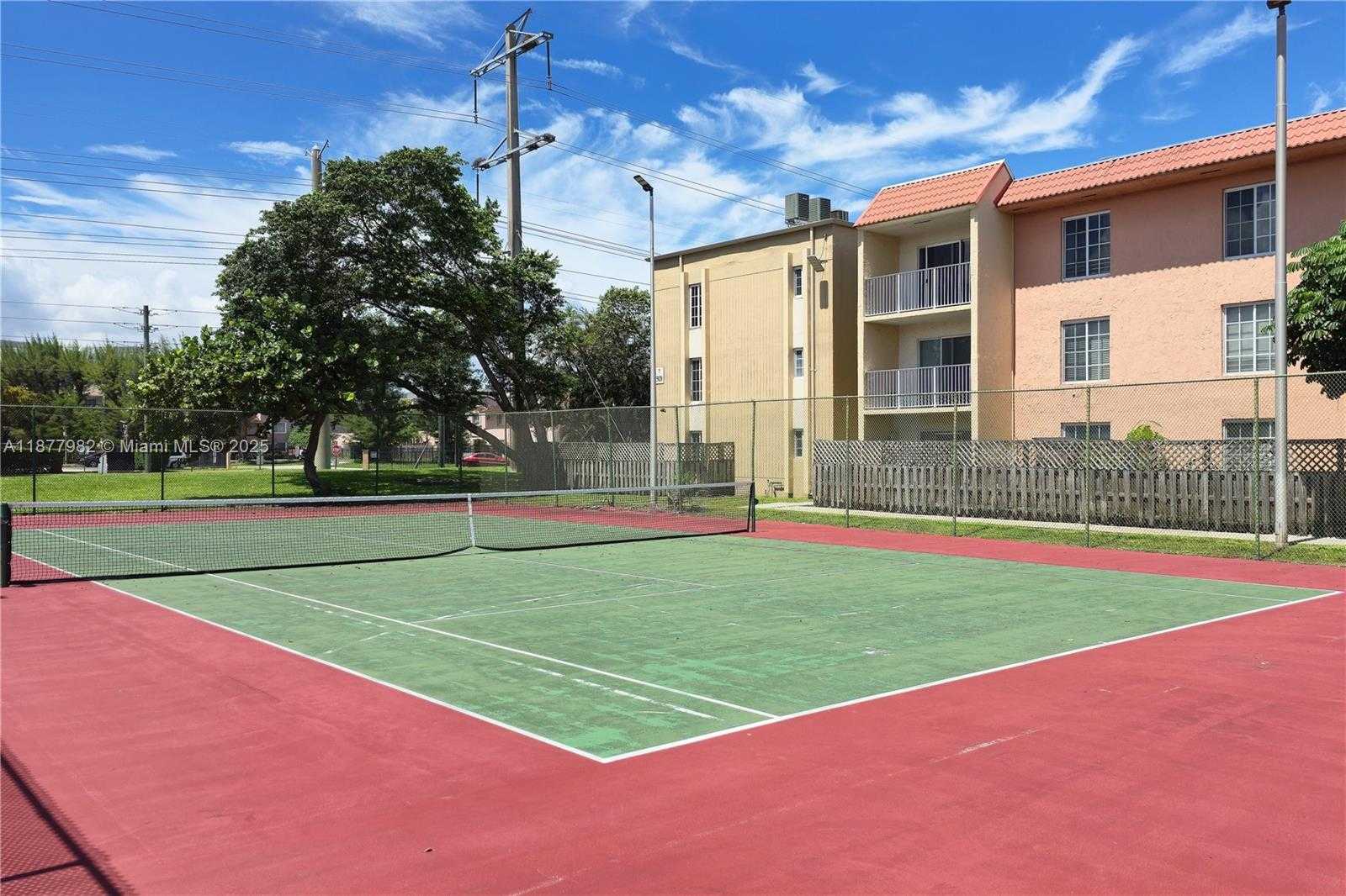 Small Image of 5112 NORTH WEST 79TH AVE #305, Doral Number 22