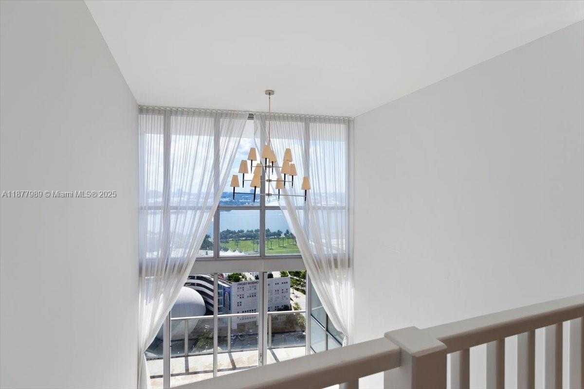 Small Image of 1100 BISCAYNE BLVD #2305, Miami Number 14