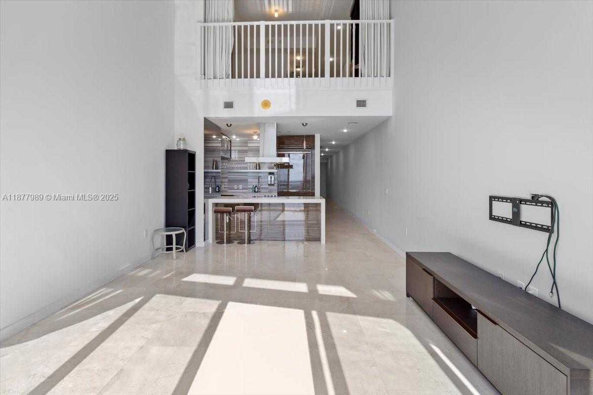 Small Image of 1100 BISCAYNE BLVD #2305, Miami Number 2