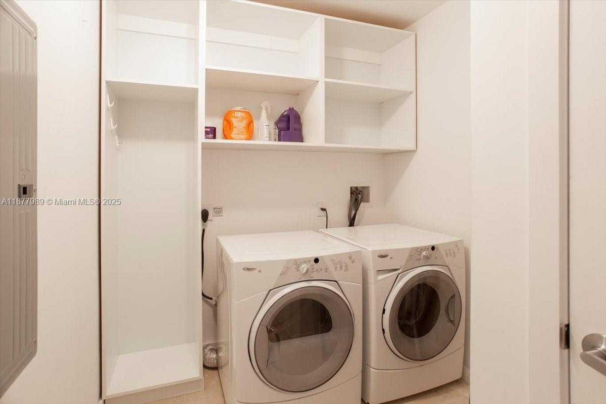 Small Image of 1100 BISCAYNE BLVD #2305, Miami Number 28