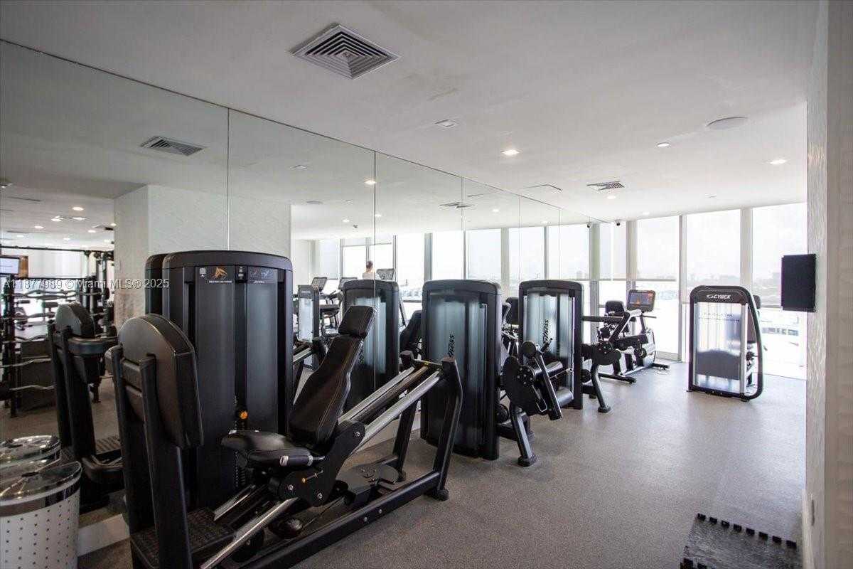 Small Image of 1100 BISCAYNE BLVD #2305, Miami Number 35