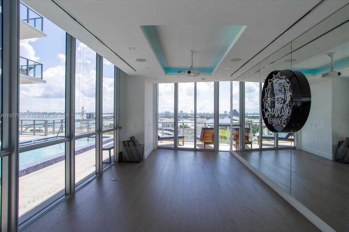 Small Image of 1100 BISCAYNE BLVD #2305, Miami Number 38