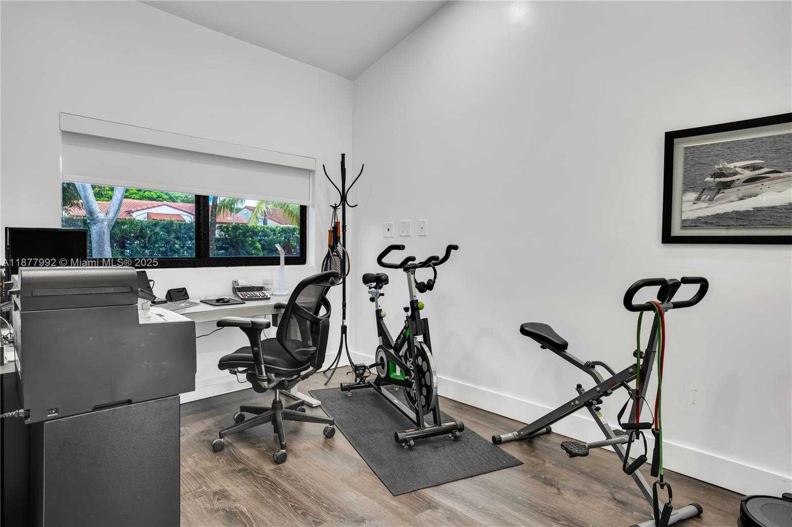 Small Image of 2484 SOUTH WEST 25TH ST, Miami Number 20