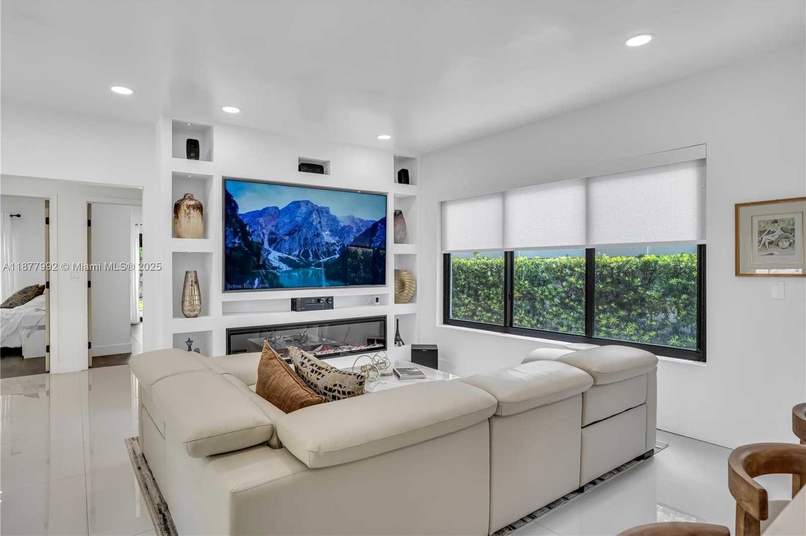 Small Image of 2484 SOUTH WEST 25TH ST, Miami Number 6