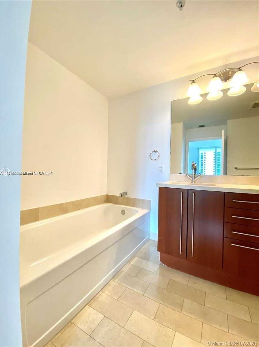Small Image of 1111 SOUTH WEST 1ST AVE #3322-N, Miami Number 7