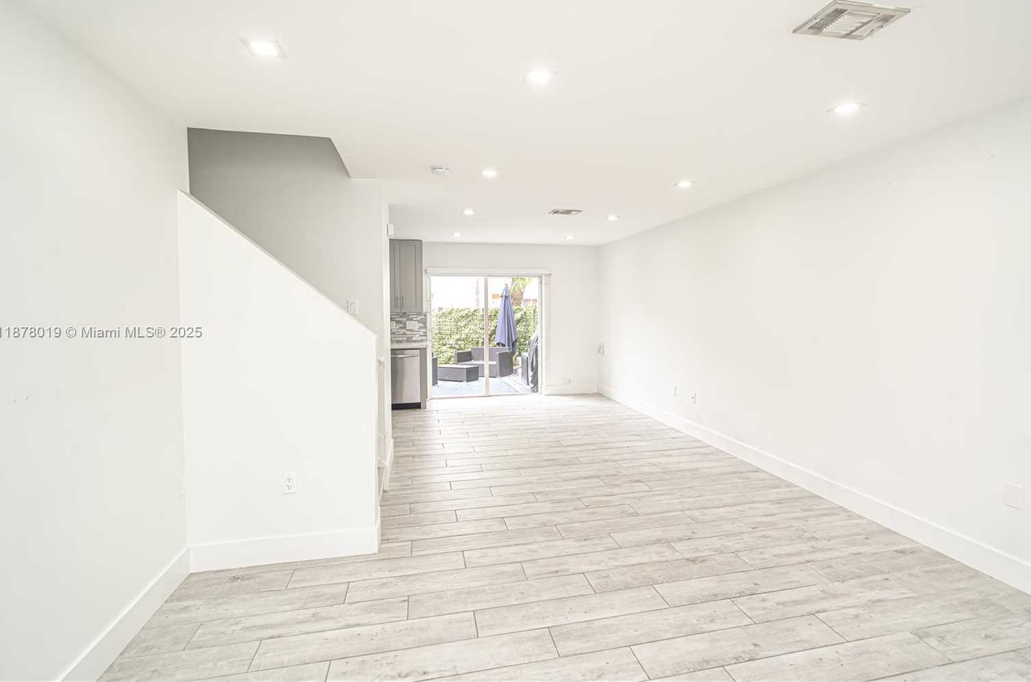 Small Image of 13927 SOUTH WEST 177TH ST, Miami Number 13