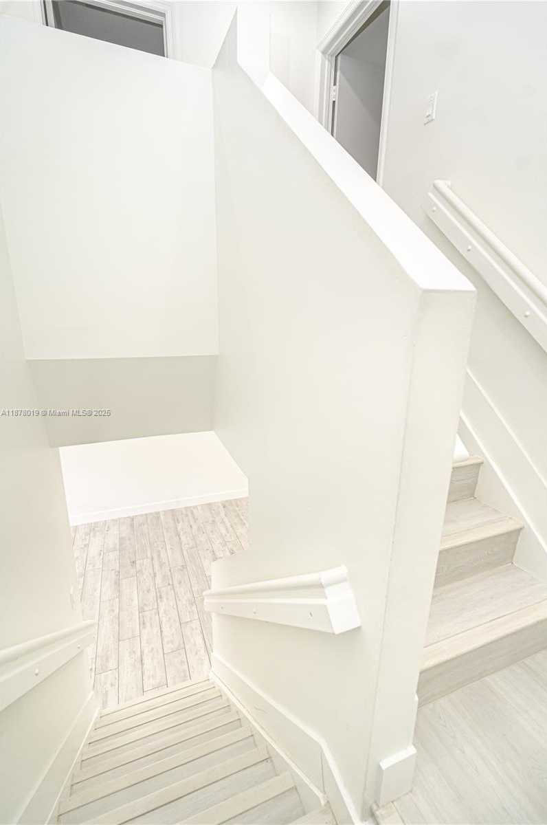Small Image of 13927 SOUTH WEST 177TH ST, Miami Number 18