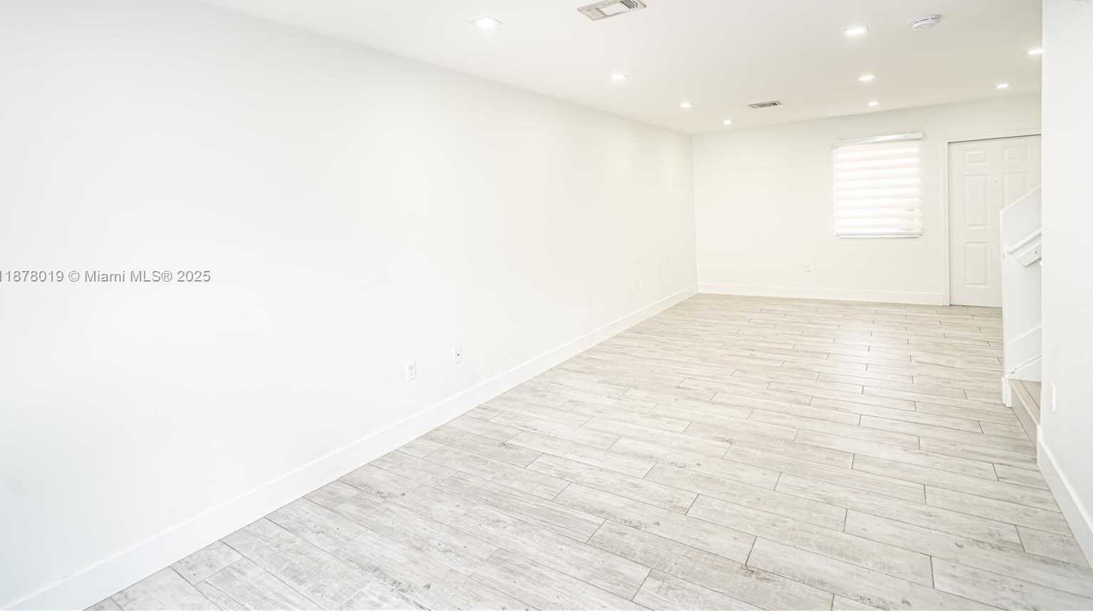 Small Image of 13927 SOUTH WEST 177TH ST, Miami Number 9