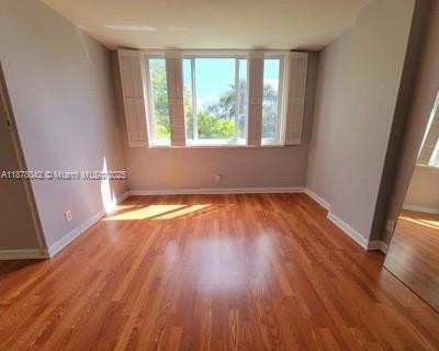 Small Image of 4200 HILLCREST DR #303, Hollywood Number 7
