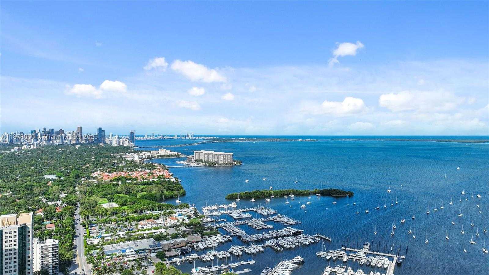 Small Image of 2678 TIGERTAIL AVE #1705, Miami Number 26