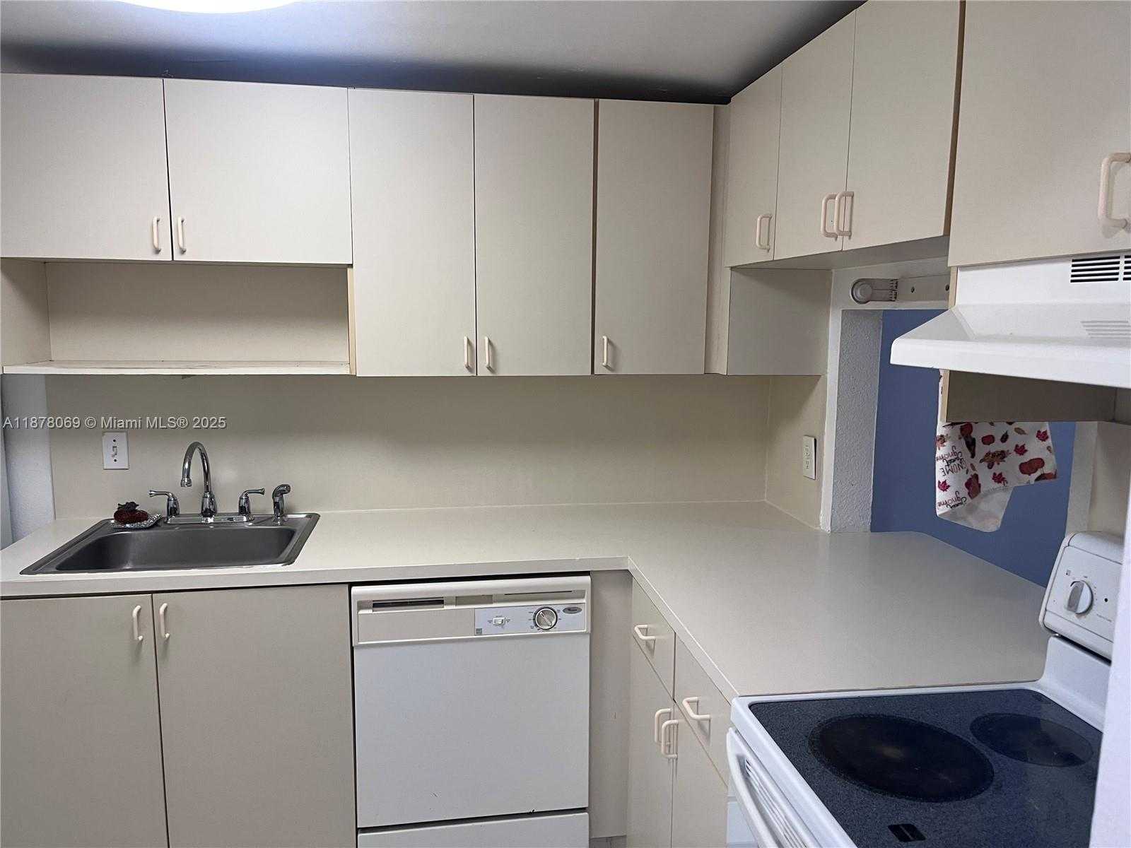 Small Image of 9970 SOUTH WEST 88TH ST #903-9, Miami Number 19