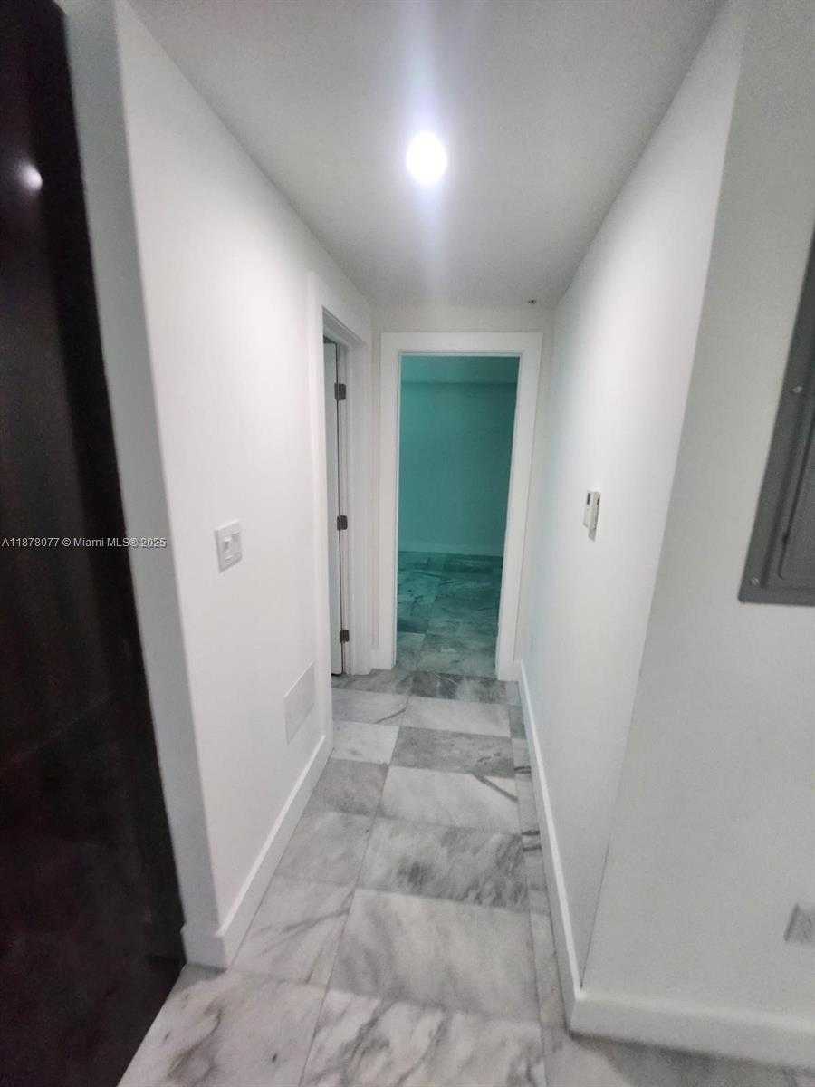Small Image of 1560 DREXEL AVE #207, Miami Beach Number 3