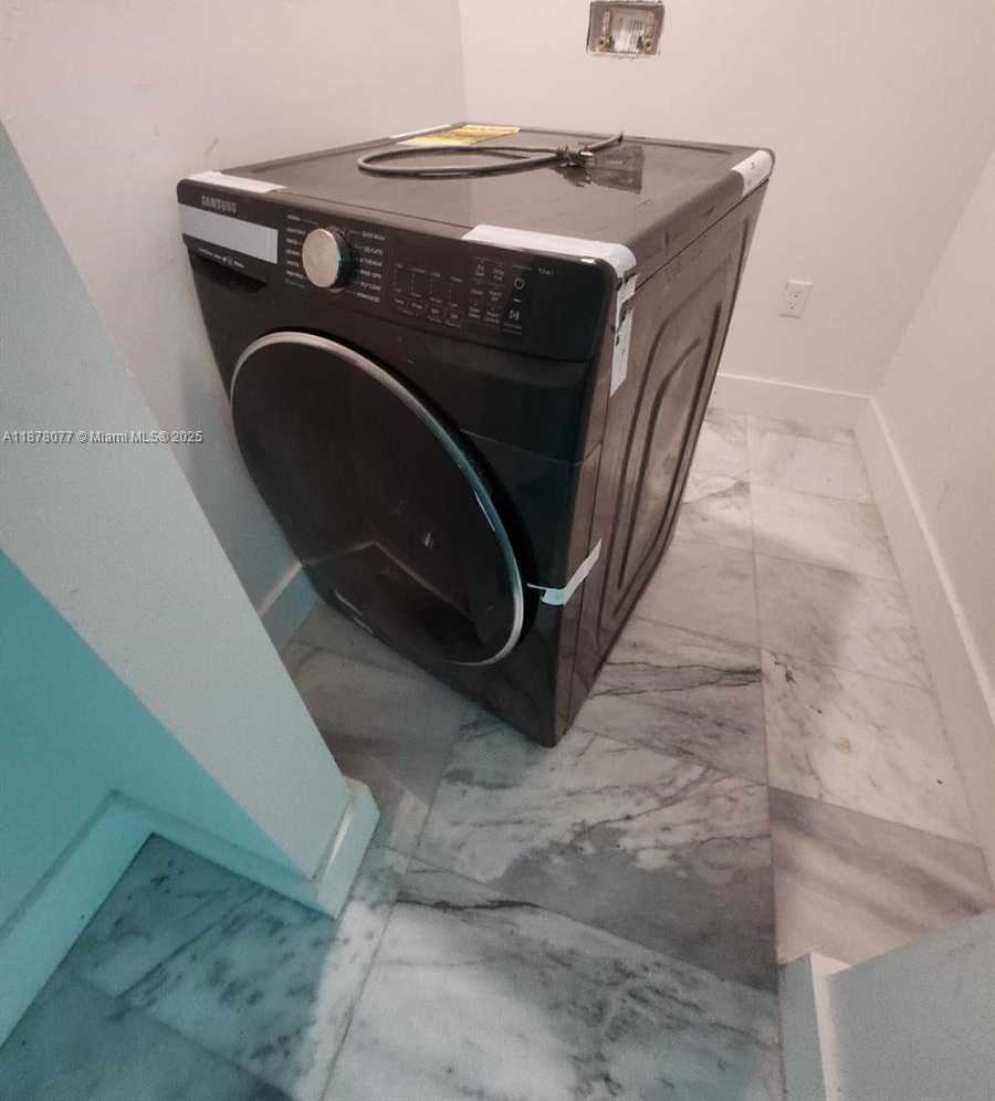 Small Image of 1560 DREXEL AVE #207, Miami Beach Number 5