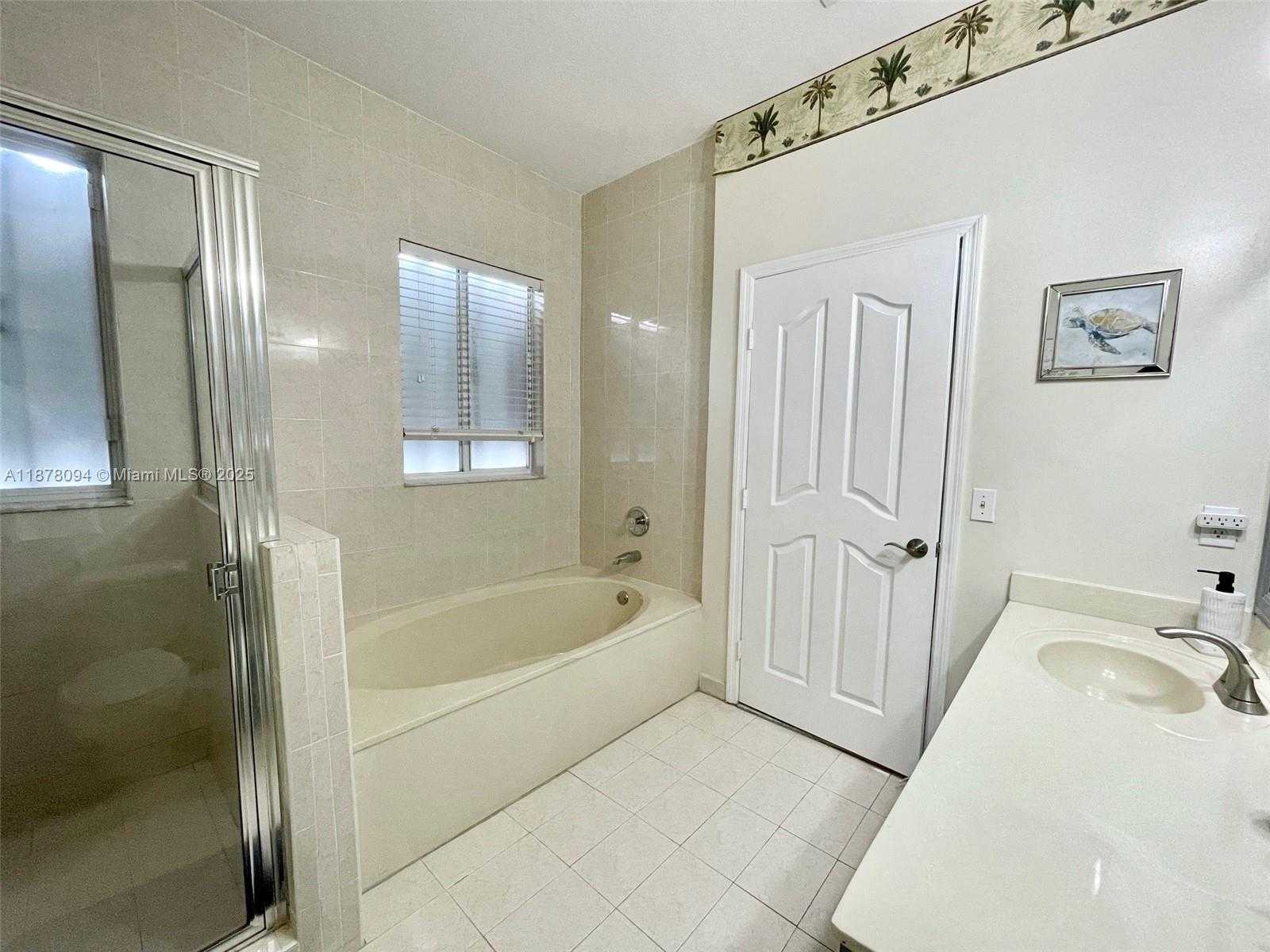 Small Image of 1351 SOUTH WEST 154TH CT #1351, Miami Number 10